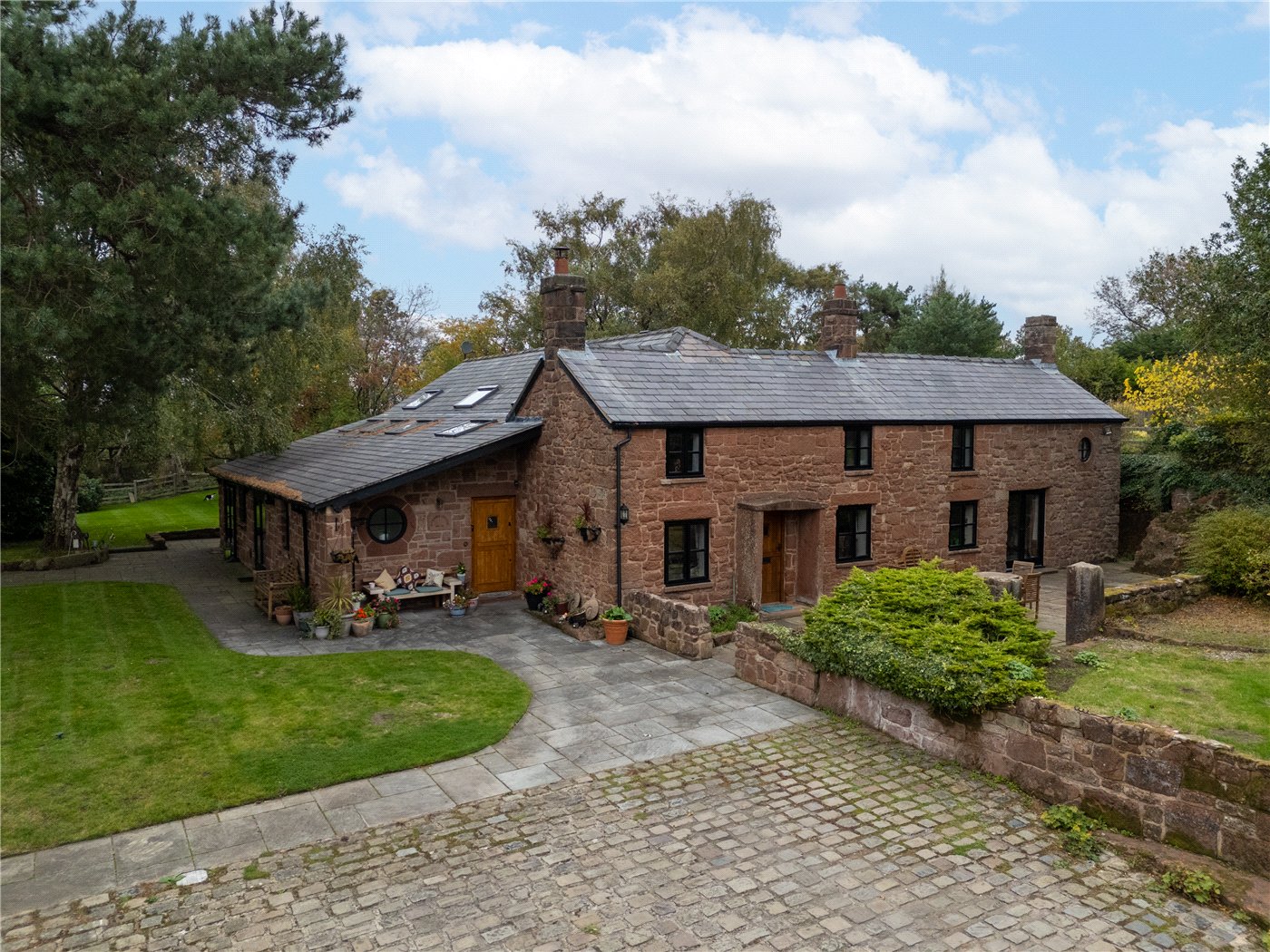 Sandy Lane North, Irby, Wirral, CH61 4XU