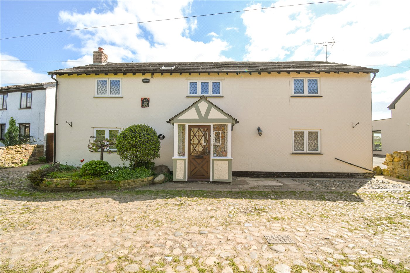 Barnston Road, Barnston, Wirral, CH61 1BW Karl Tatler