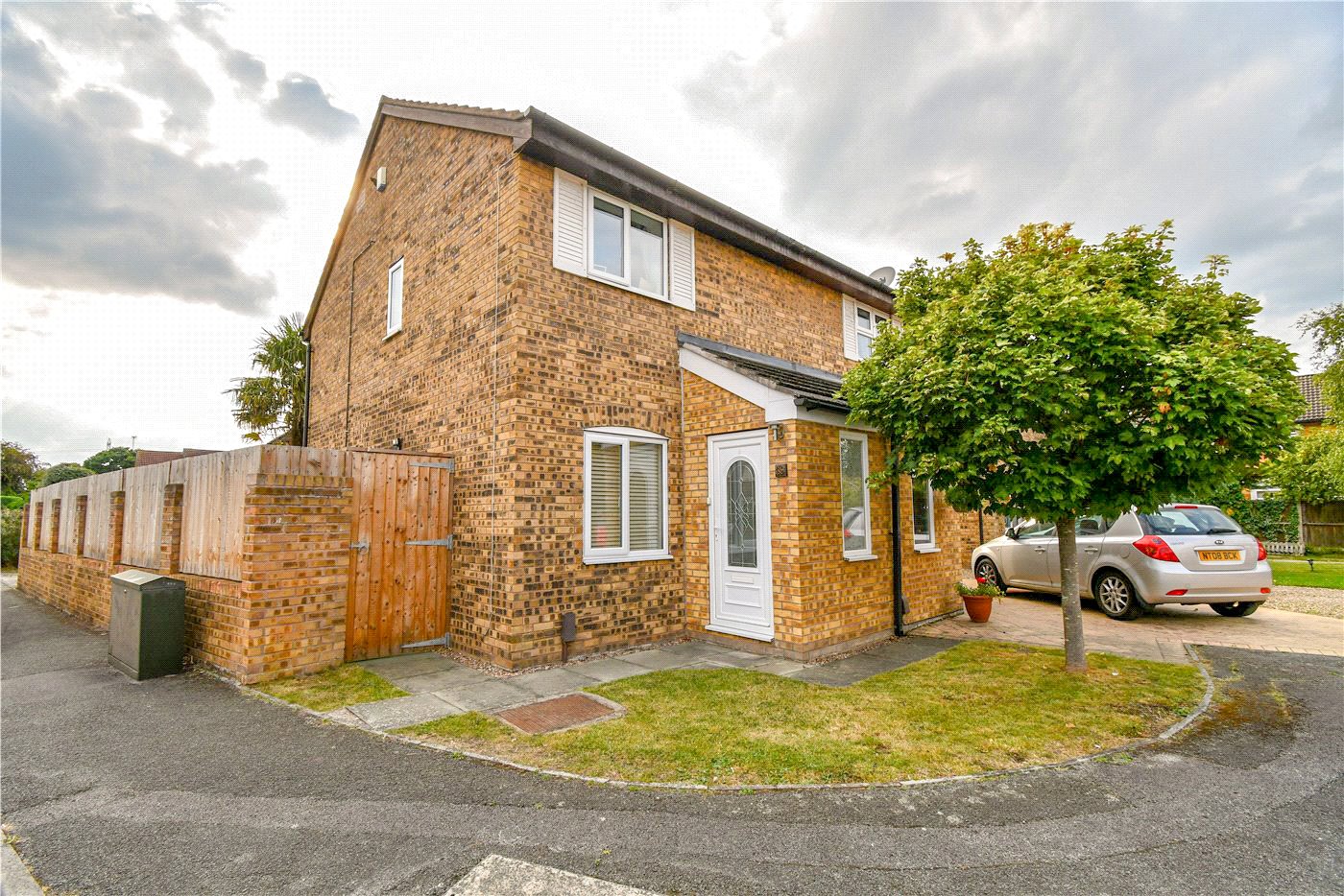 Apple Tree Grove, Great Sutton, Ellesmere Port, Cheshire, CH66 2XF
