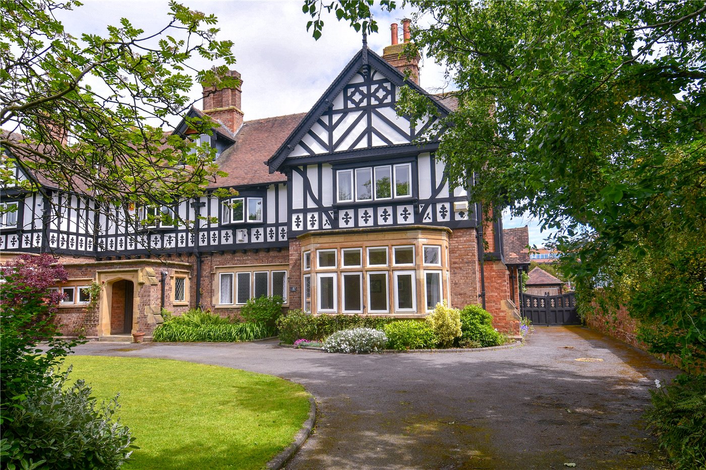 Meols Drive, West Kirby, Wirral, CH48 5DF Karl Tatler