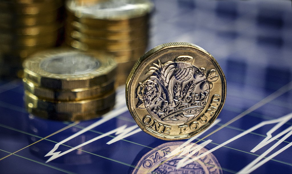 Bank of England Cuts Interest Rate to Lowest Level in Nearly Three ...