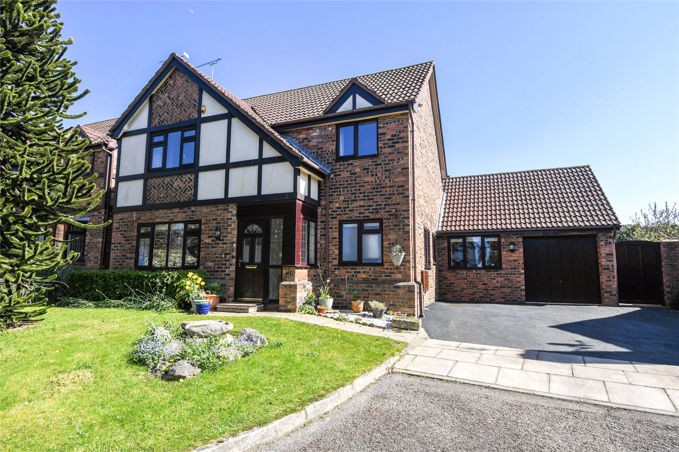 4 bedroom house to let | £1,700pcm | 24 Elm Drive, Greasby, Wirral